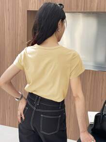 DAZY 夏季休闲纯色心形刺绣短袖T恤女士商务休闲 - 米色 - 查看 3