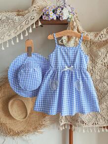 SHEIN Vintaside Kids Baby Girls Summer Valentine's Day Blue And White Plaid Cami Dress In Woven Fabric. Suitable For Home Leisure, Taking Photos, To Play, Walking In The Park, Walking By The Sea, To Participate In The Party - Blue and White - View 3