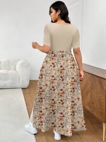 SHEIN Frenchy Vestido estampado floral bohemio de talla grande con mangas cortas y escote cuadrado para un look veraniego elegante