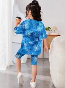 SHEIN Young Girl Casual Cute Princess Style, Anime, Snowflake Print, Minimalist Short Sleeve Top And Shorts 2pcs Set, Suitable For Summer - Multicolor - View 3