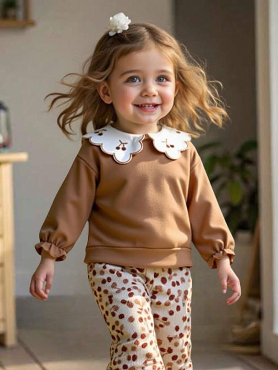 Vintaside Kids 女婴刺绣荷叶边领长袖上衣和喇叭裤数码印花套装，全新秋冬保暖舒适时尚可爱装 - 彩色 - 查看 1