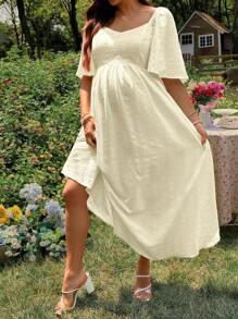 SHEIN Maternity Vacationing Casual Solid Color Textured Dress