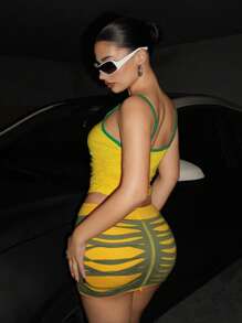 SHEIN ICON Minijupe slim-fit à double couche à motif floral et à couleur contrastée - Militaire verte - Voir 2