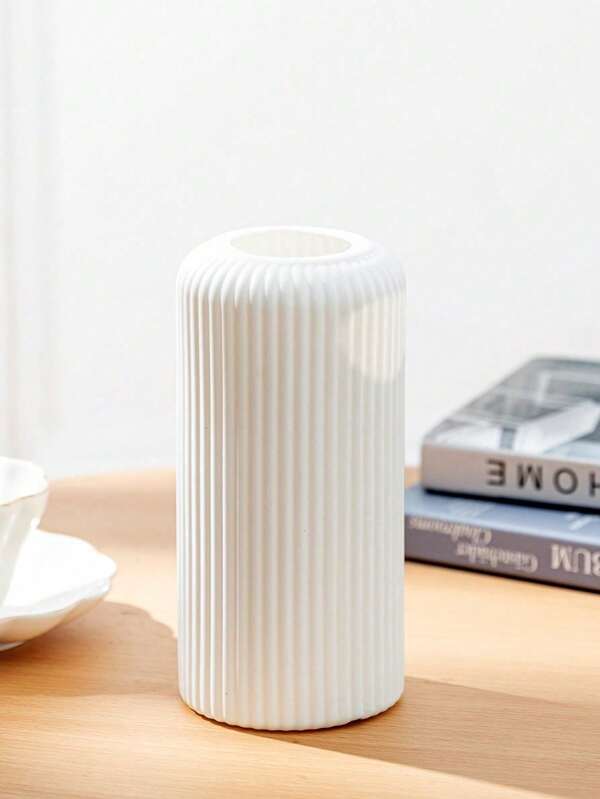 SHEIN 1pc Ceramic Look Plastic Composite Vase, Unbreakable Vase, Height 7.8 Inch Plastic Vase, Simple Tabletop Vase, Dried Flower Vase For Pampas Grass Decoration And Artificial Flower Vase For Home Decor, Bohemian Vase For Wedding Party Table Home Decor,Home Decor,Flower Vase,Centerpiece,Table Decor