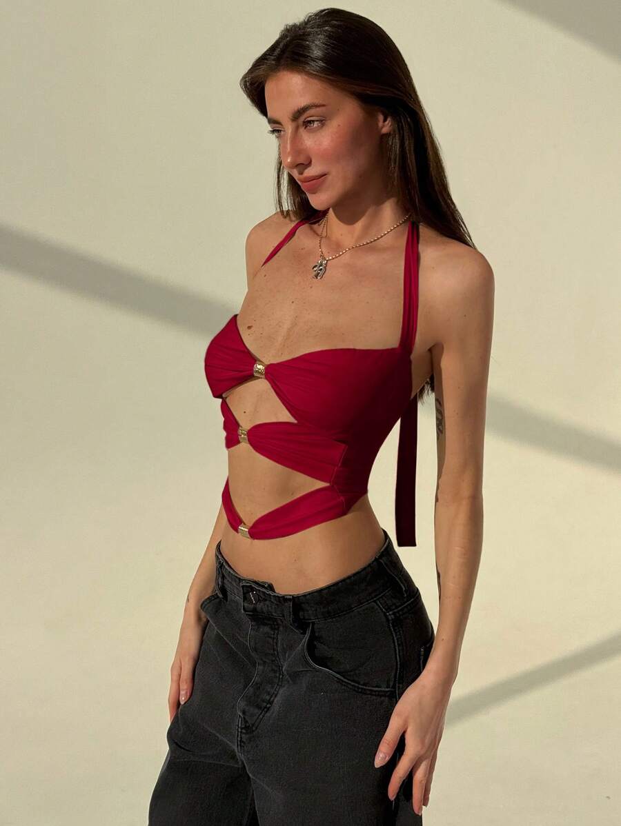 Aloruh 性感露背绑带裹身修身金属装饰多层背心 - 紅色 - 查看 1