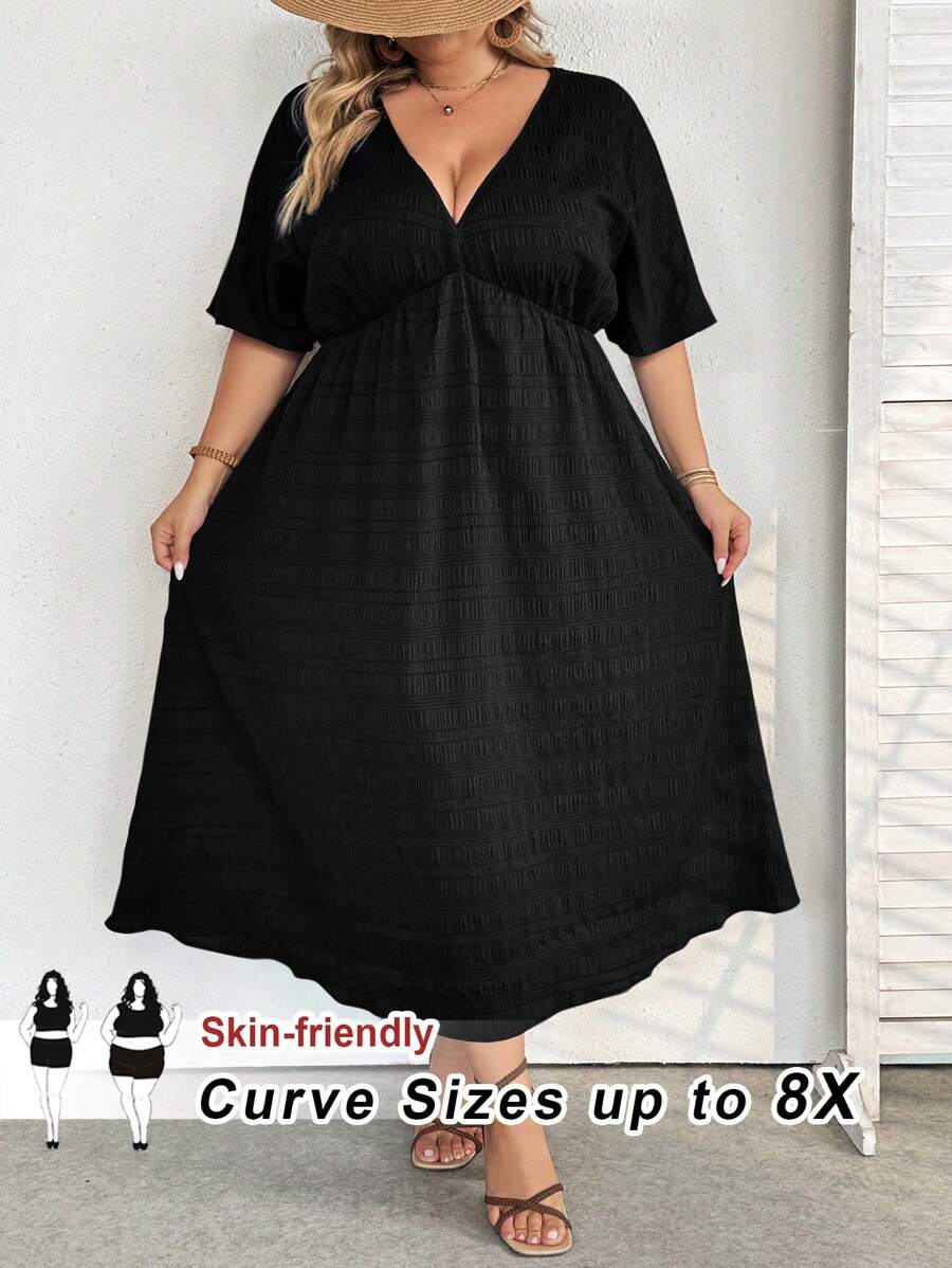 SHEIN CURVE+ 大码女式简约 V 领短袖休闲连衣裙,蓝色,女士夏季服装,女士海滩服装/沙滩裙/海滩度假服装/海滩必备品/毕业/茶会礼服 - 黑色 - 查看 1