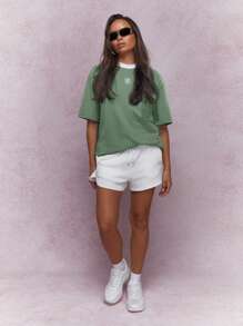 MISSGUIDED Camiseta básica esencial de estilo atlético, de entrenamiento, casual y holgada con logo para ropa deportiva informal y de primavera-verano