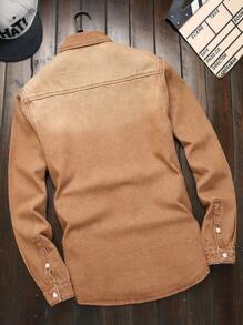 Manfinity Homme 男士长袖单排扣休闲口袋牛仔衬衫 - 棕色 - 查看 2