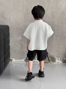 SHEIN Tween Boy Casual Textured Fabric Short Sleeve Single Breasted Shirt