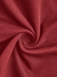 SHEIN EZwear 休闲简约勃艮第图案圆领短袖紧身短款T恤女款，适合夏季