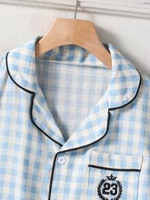 青少年男童两件套睡衣套装 - 格子皱褶印花撞色边舒适短袖衬衫和裤子家居服 - 藍白色 - 查看 5