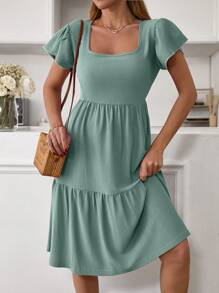 RueChic 方领荷叶边下摆短袖纯色连衣裙，适合夏季 - 薄荷綠 - 查看 1