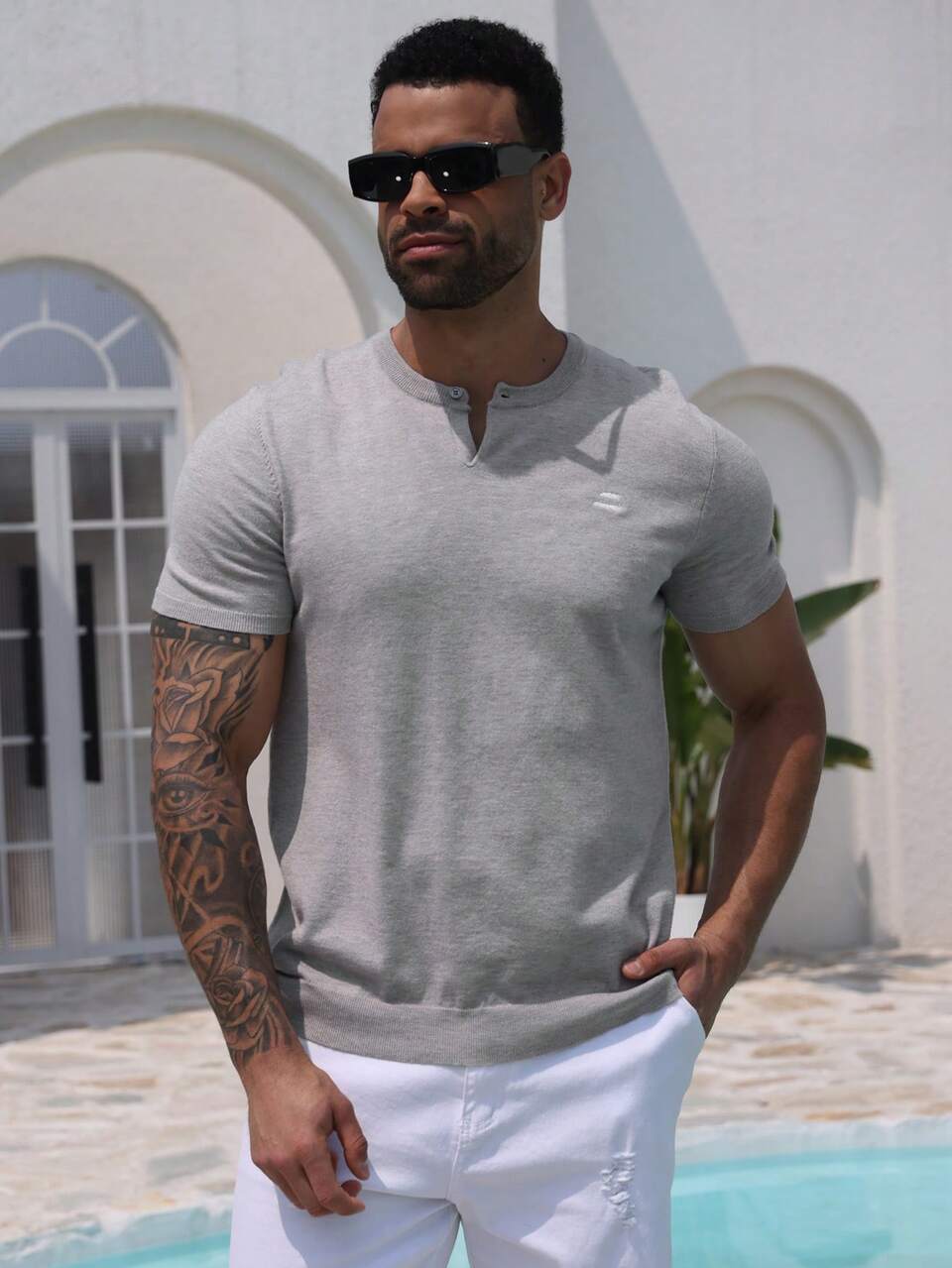 Men's Letter Embroidered Grey Knit Sweater, Summer Vacation