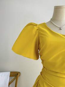 Soleia One Shoulder Puff Sleeve Cut Out Ruched Side Dress - Yellow - View 4