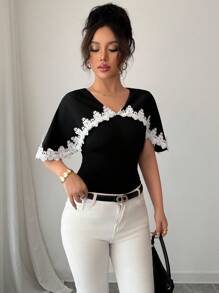 Chiquease Women's Elegant Contrast Trim Fitted T-Shirt, Spring/Summer - Black - View 7