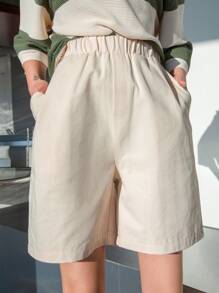 DAZY Letter Patched Slant Pockets Shorts Fall - Apricot - View 4