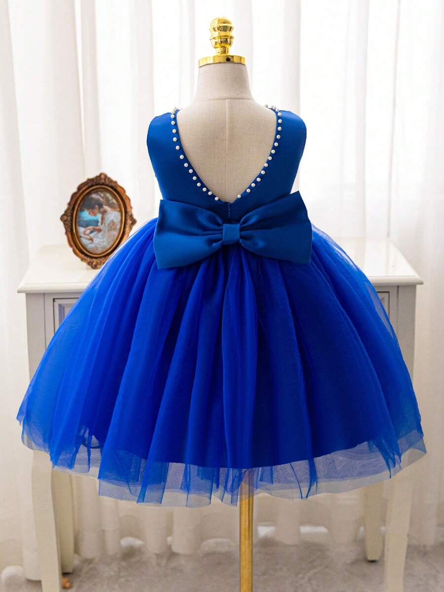 SHEIN Glamorique Kids 女童婴儿海军蓝珍珠和蝴蝶结装饰网眼派对连衣裙，适合晚会/生日派对/表演，夏季 - 寶藍色 - 查看 1