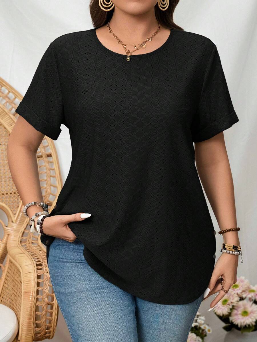 SHEIN LUNE Camiseta casual de talla grande de unicolor con cuello redondo y manga corta - Negro - Ver 1