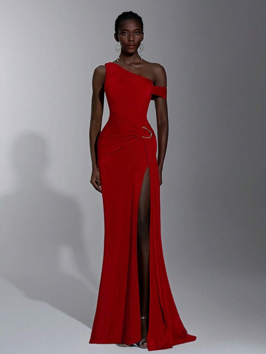 Elitara Elegant Burgundy Oblique Shoulder Twist Knot Metallic Sun-Shape Buckle Sequin Side High Slit Bodycon Sheath Dress, Suitable For Formal Occasions, Evening Gown, Party Dress, For Wedding Guest - Red - View 1