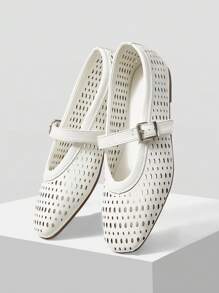 MOTF PREMIUM 女士鞋 法式新款时尚PU皮镂空搭扣圆头平底鞋，白色百搭气质优雅轻便防滑舒适仙气度假玛丽珍鞋