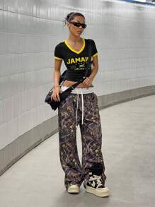 StreetHx 女式街头休闲V领图案印花修身短袖T恤 - 黑色 - 查看 5