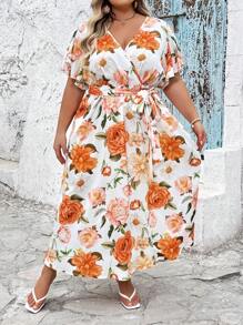 SHEIN CURVE+ Plus Size Summer Vacation V-Neck Loose Fitting Dress With Floral Print And Split Hem Detail, Women's, Valentine's Day Dress, Curve Plus, Boho Vacation Beach Outfits For Woman/Beach Dress/Beach Vacation Outfits/Beach Essentials / Graduation/Tea Party Dress