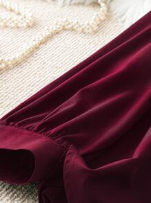 SHEIN Clasi Chemisier casual ample à manches longues, plissé, en couleur unie pour femmes grandes tailles