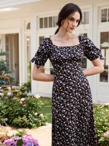 Uhlyne Damen elegantes Blumendruck-Kleid mit Puffärmeln und geraffter Taille, quadratischem Ausschnitt, frischer Urlaubsstil