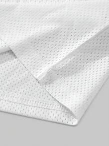 Manfinity Homme Men's Summer Minimalist Solid Color Round Neck Fitted White Tank Top Men Muscle Shirts Men Undershirt Men Muscle Shirts