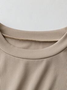 Calvaya 2 pezzi Set di donna casual di taglia grande con top a costine color albicocca con colletto alto e arricciature e pantaloni slim fit color marrone