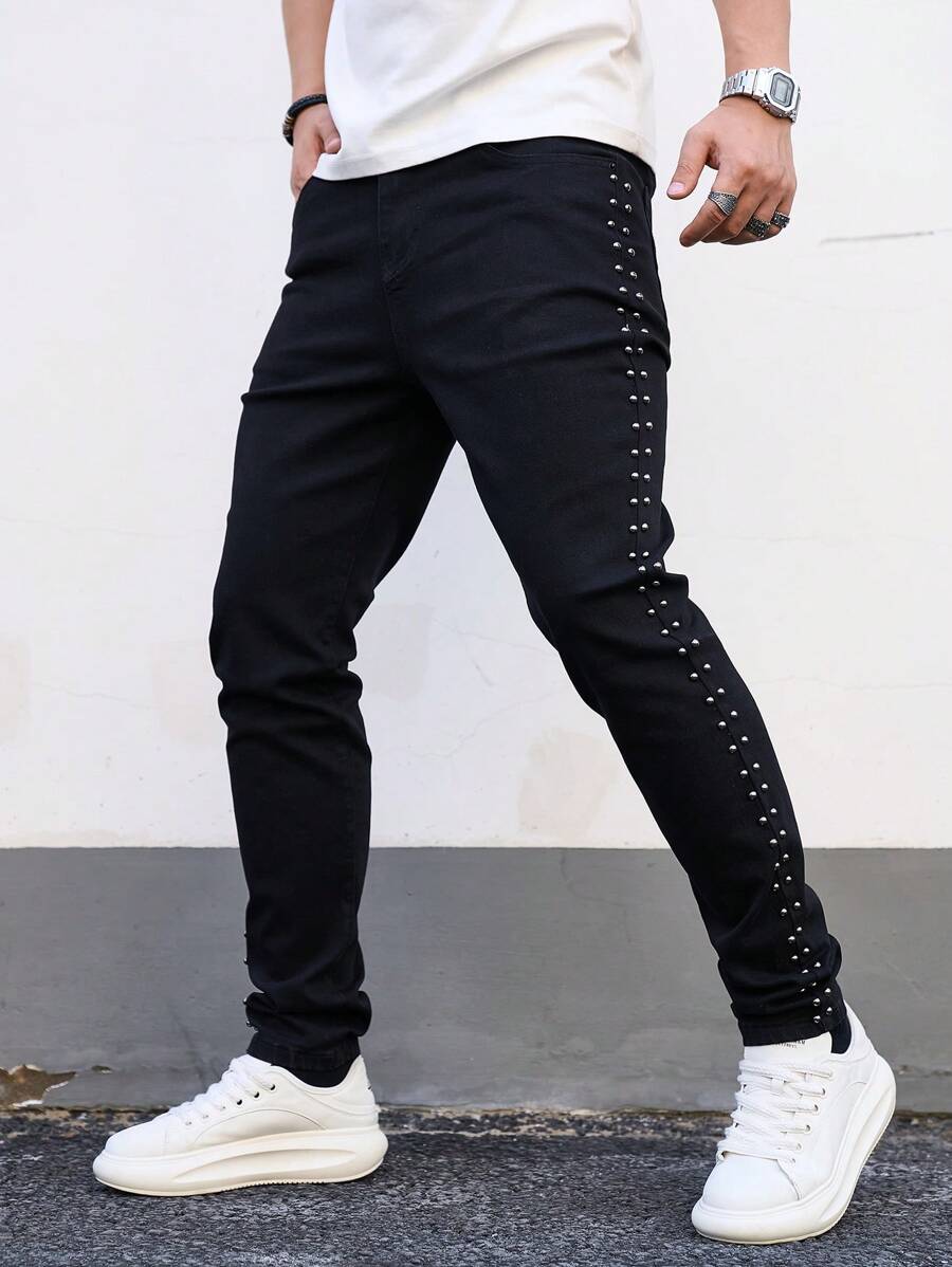 Manfinity Homme Men's Black Denim Jeans: Casual Amekaji Style With Studded Detailing And A Long Modern Fit - Black - View 1