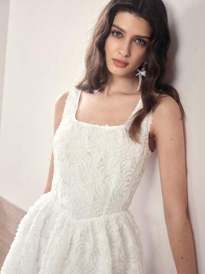 MOTF STUDIO 网布花卉贴花中长连衣裙