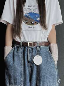 DAZY Camiseta blanca de mujer con cuello redondo y manga corta, estampado gráfico, camiseta oversize para primavera/verano
