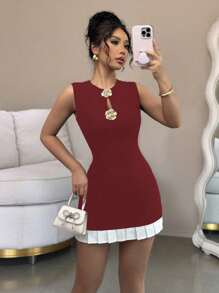 Chiquease 女士镂空金属扣荷叶边下摆连衣裙