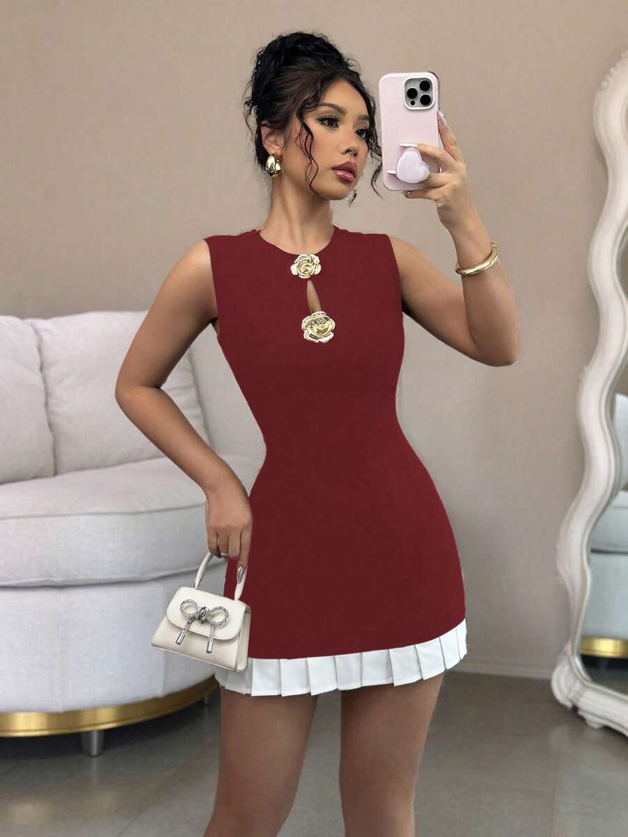 Chiquease 女士镂空金属扣荷叶边下摆连衣裙