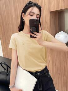 DAZY 夏季休闲纯色心形刺绣短袖T恤女士商务休闲 - 米色 - 查看 2