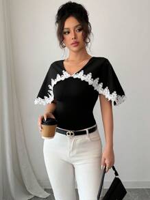 Chiquease Women's Elegant Contrast Trim Fitted T-Shirt, Spring/Summer - Black - View 5