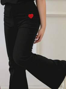 SHEIN Leap Crew 2pcs Young Girl Casual Embroidered Heart Round Neck Short Sleeve T-Shirt And Flare Pants Suit, Summer