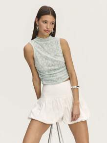 Nöista White Mid-Rise Balloon Shorts With Gathered, Puffed Hem And Invisible Side Zipper. Perfect For Summer Occasions Like Graduations, Weddings, Or Bridal Events. - White - View 5