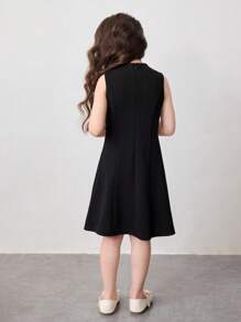 SHEIN Leap Crew Young Girl Class Blak & White Color Block Neck Pearls Decor Elegant Bowknot Decor Sleeveless Midi A-Line Dress, Cake Dress, Flower Girl, Cute & Elegant & Sweet & Vintage & Fashionable. Mom And Daughter & Sisters Matching, Family Vacation, Daily Wear, Home Family Gatherings And Special Occasions, Sibling Outfits, Gorgeous Princess, Party Wear, For Birthdays, Spring/Summer. - Black and White - View 5