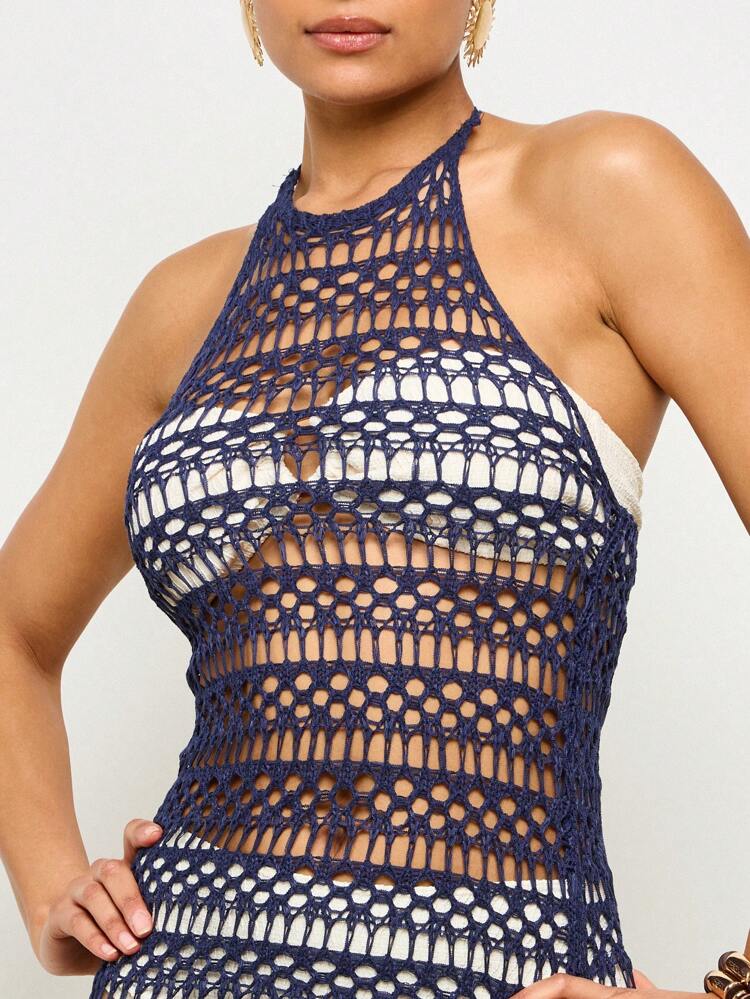 Robe mini tricolore en crochet à encolure ras-du-cou