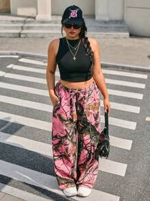 SHEIN ICON Plus Size Women Tree Branch Print Belted Waist Loose Fit Casual Jeans