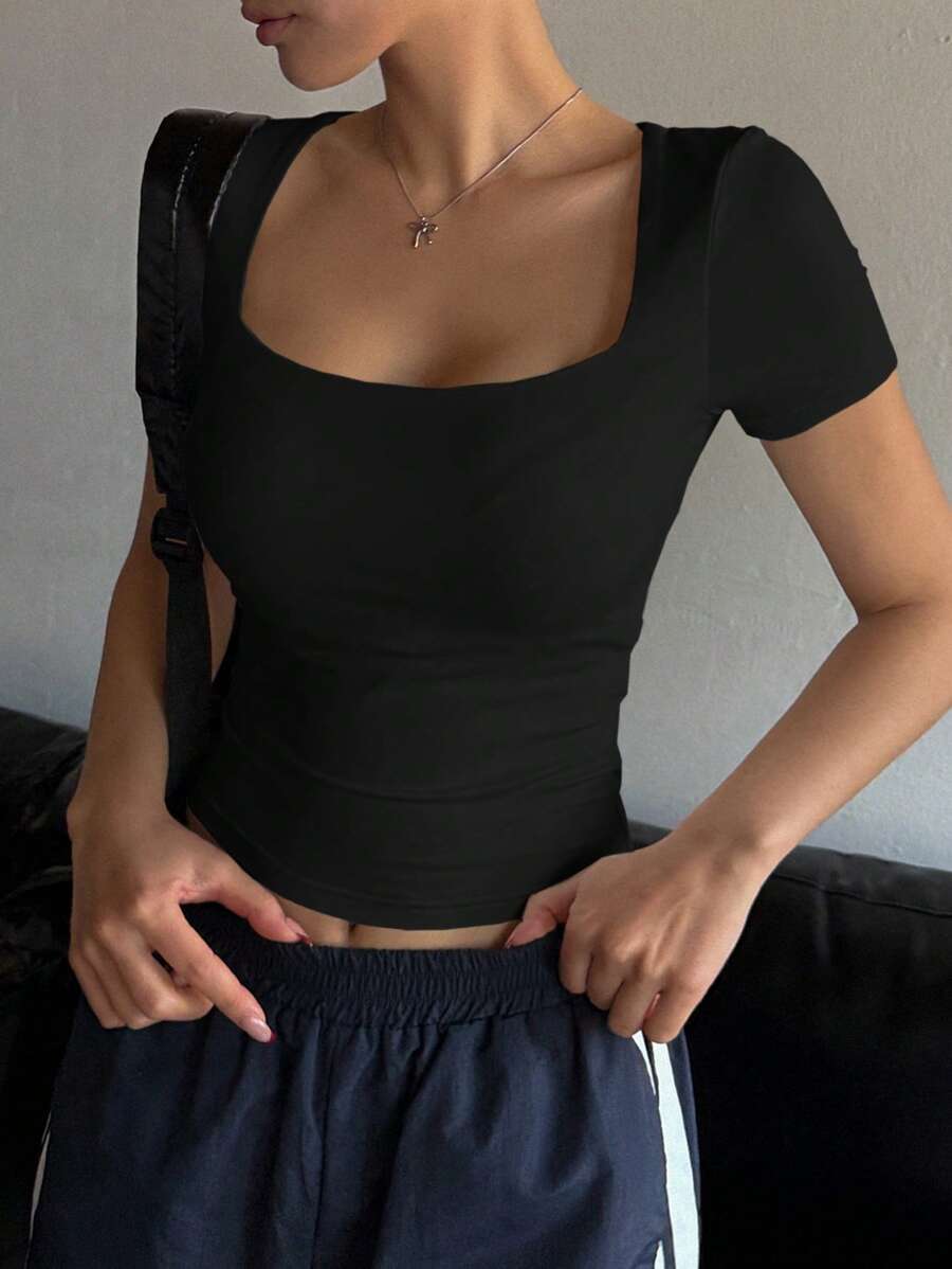 DAZY 女式方领短袖修身性感上衣，夏季，短款上衣 - 黑色 - 查看 1