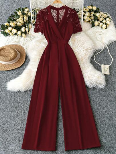 SHEIN Clasi جمبسوت قصيرة الأكمام بتباين ألوان الدانتيل للنساء لارتداء أثناء التنقل، بتصميم بسيط