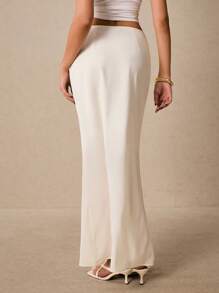 Poéselle 女士优雅长款雪纺裙，饰有精致花卉印花和拉链细节 - 白色 - 查看 6