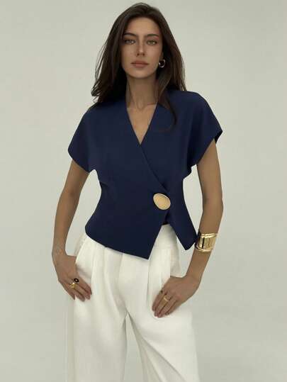 Aloruh Women Metal Decor Bat Short Sleeve Casual Shirt