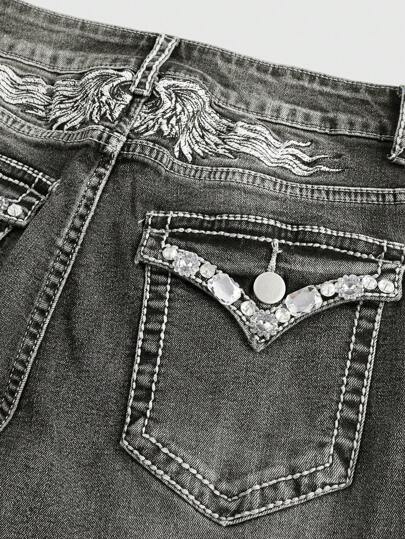 Grunge Punk Jeans décontractés à évasé avec poche et broderie d'ailes pour grandes tailles femmes