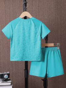 SHEIN 2 Pieces Set: Soccer Print Raglan Sleeve T-Shirt And Shorts Set, Casual Outfit For Young Boys Summer Holiday
