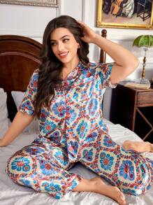 Trezura Conjunto de pijama de top de manga corta y pantalones con estampado de seda simulada, talla grande y elegante