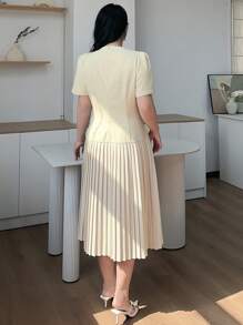 Dazy Plus Apricot Color Round Neck Pleated Patchwork Short Sleeve Casual Dress Women Plus Sun Dress